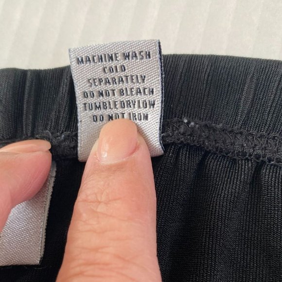 Chico's Travelers Black Slinky Stretch Pull-On Elasticized Waist Pants Size L - Picture 4 of 9